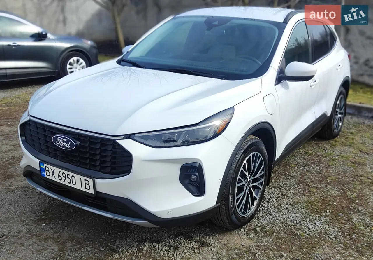 Ford Escape 2023 photo 3
