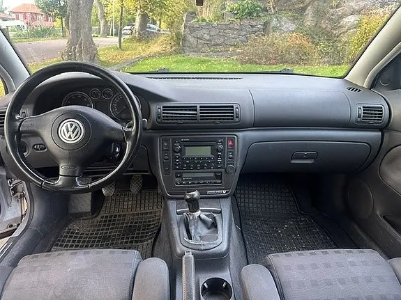 Volkswagen Passat 2004 photo 4