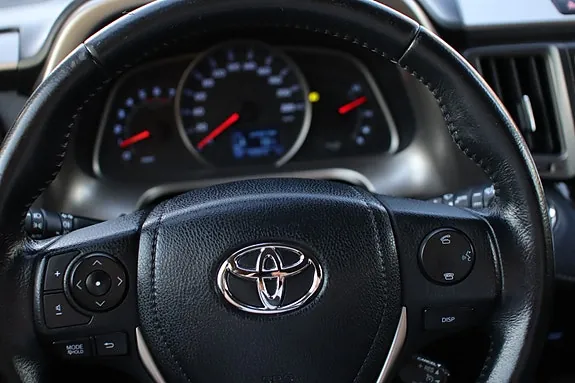Toyota Rav4 2015 photo 5
