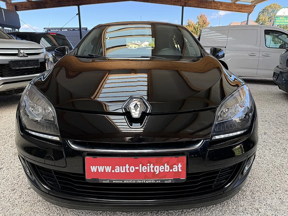 Renault Megane 2013 photo 2