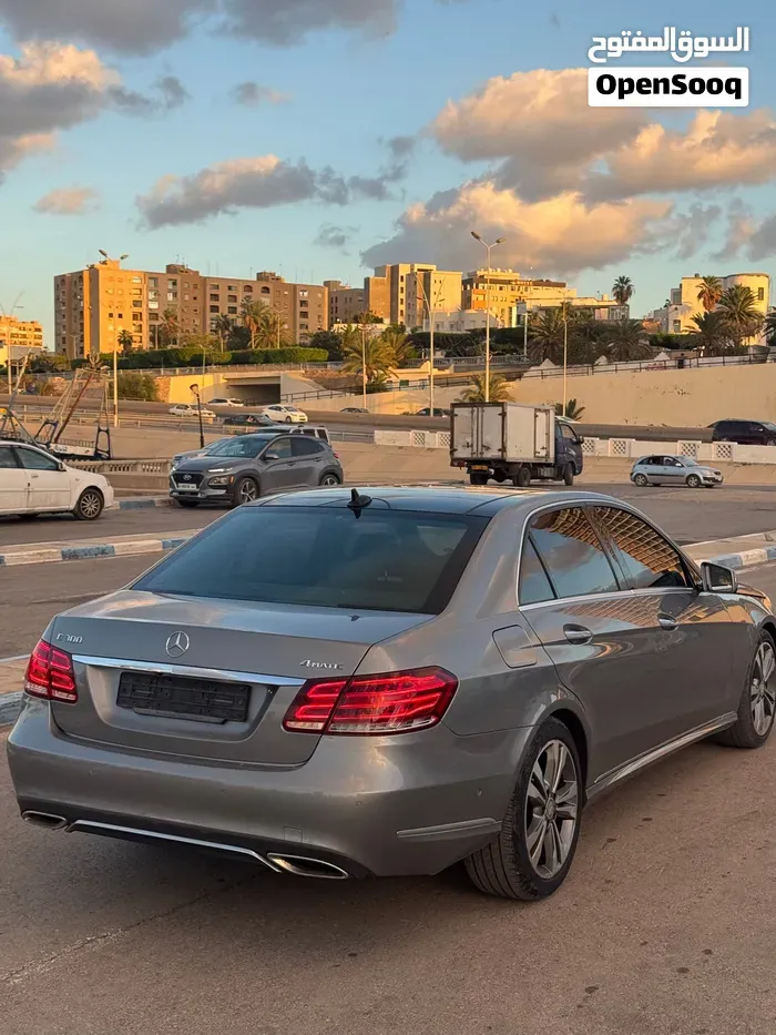Mercedes-Benz E-Class 2015 photo 2