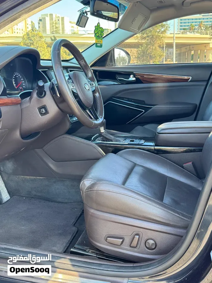 Kia Cadenza 2017 photo 3