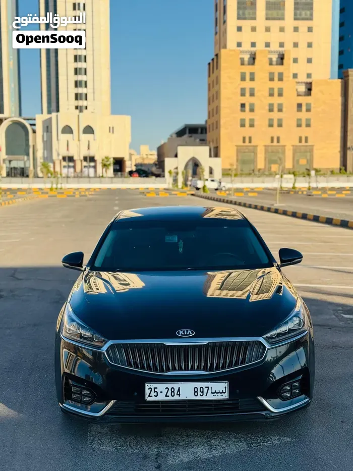 Kia Cadenza 2017 photo 2