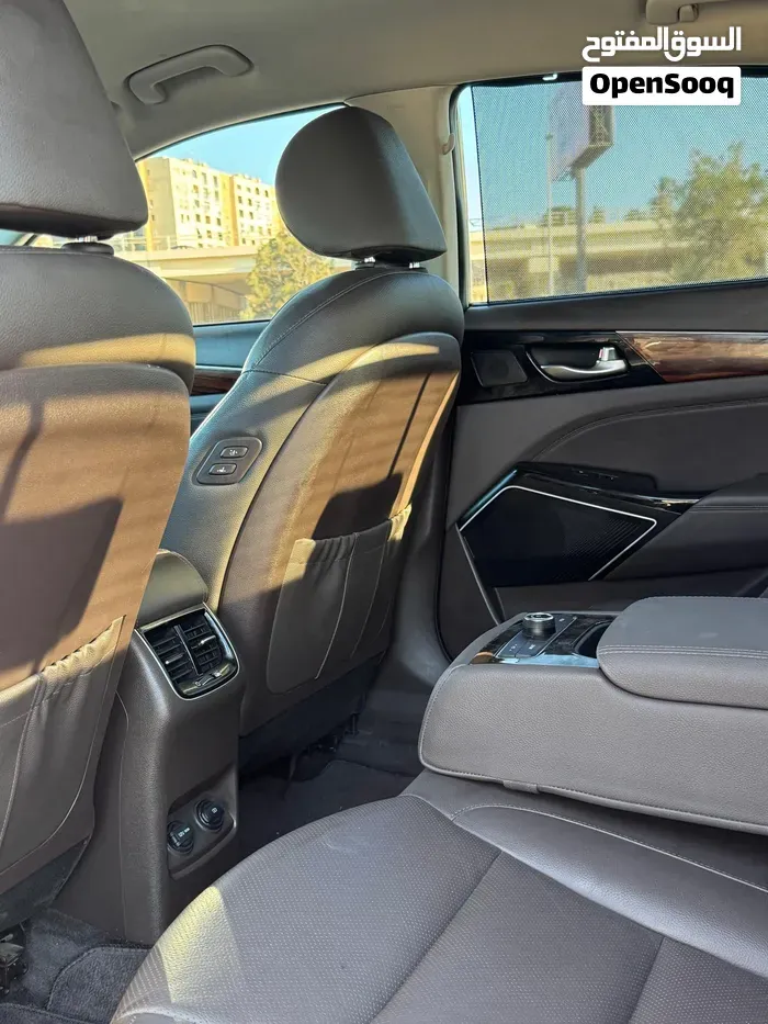 Kia Cadenza 2017 photo 4
