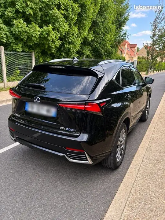 Lexus Nx 2018 photo 3