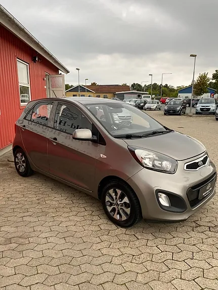 Kia Picanto 2013 photo 5