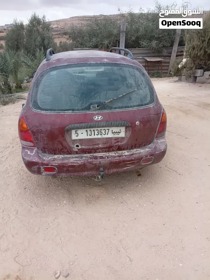 Hyundai Elantra 2001 photo 2