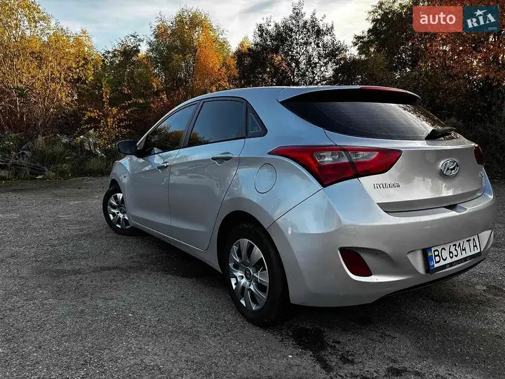 Hyundai I30 2012 photo 3