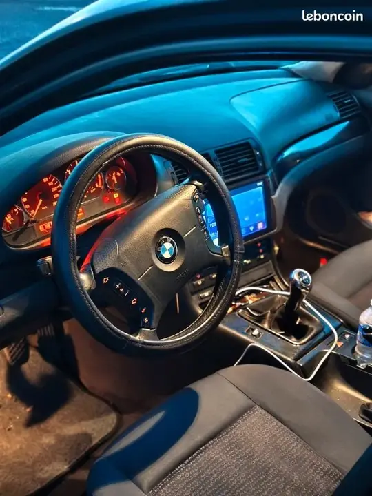 BMW 3 Series 2002 photo 3