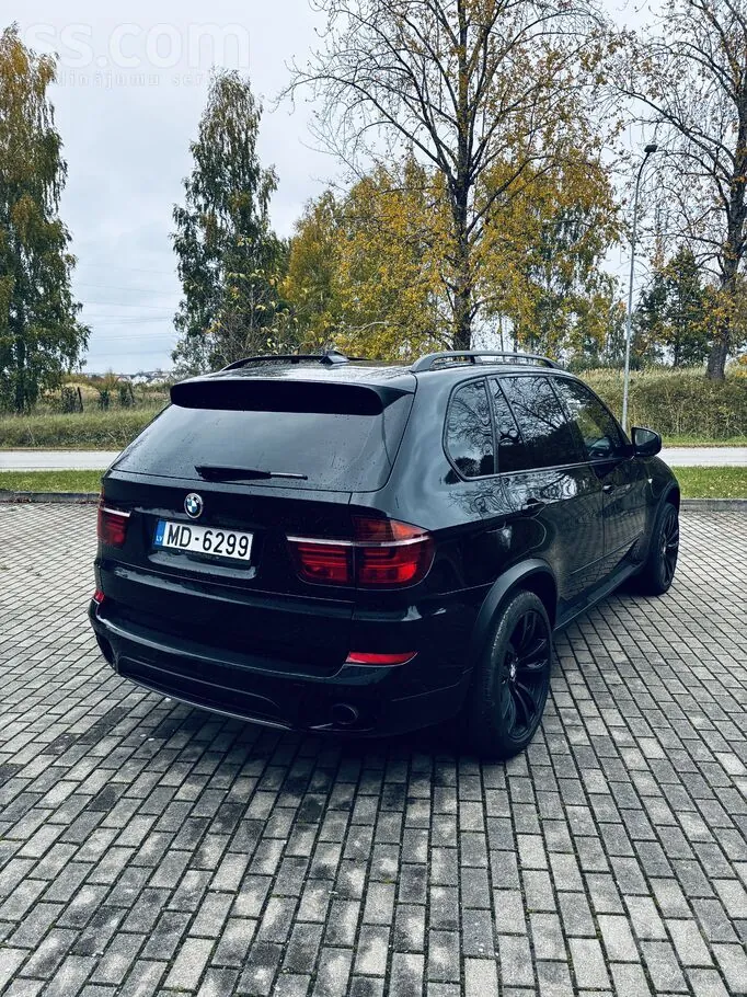 BMW X5 2011 photo 5