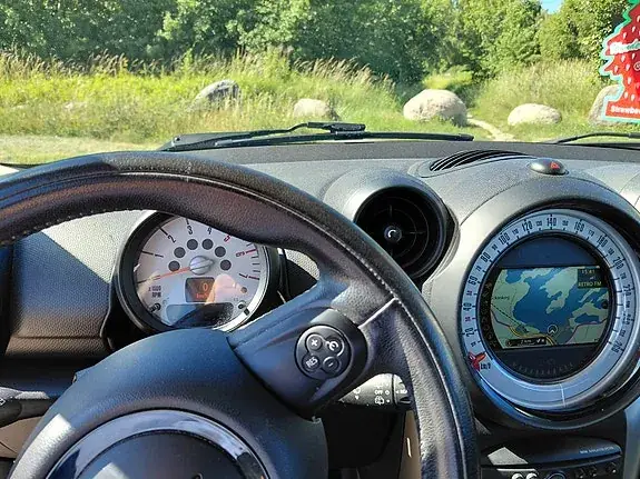 Mini Countryman Cooper D 2013 photo 2