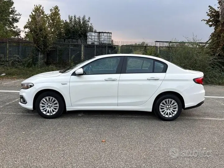 Fiat Tipo 2024 photo 2