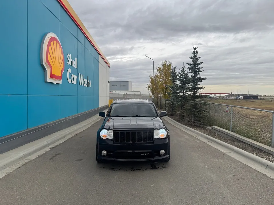 Jeep Grand Cherokee 2010 photo 2