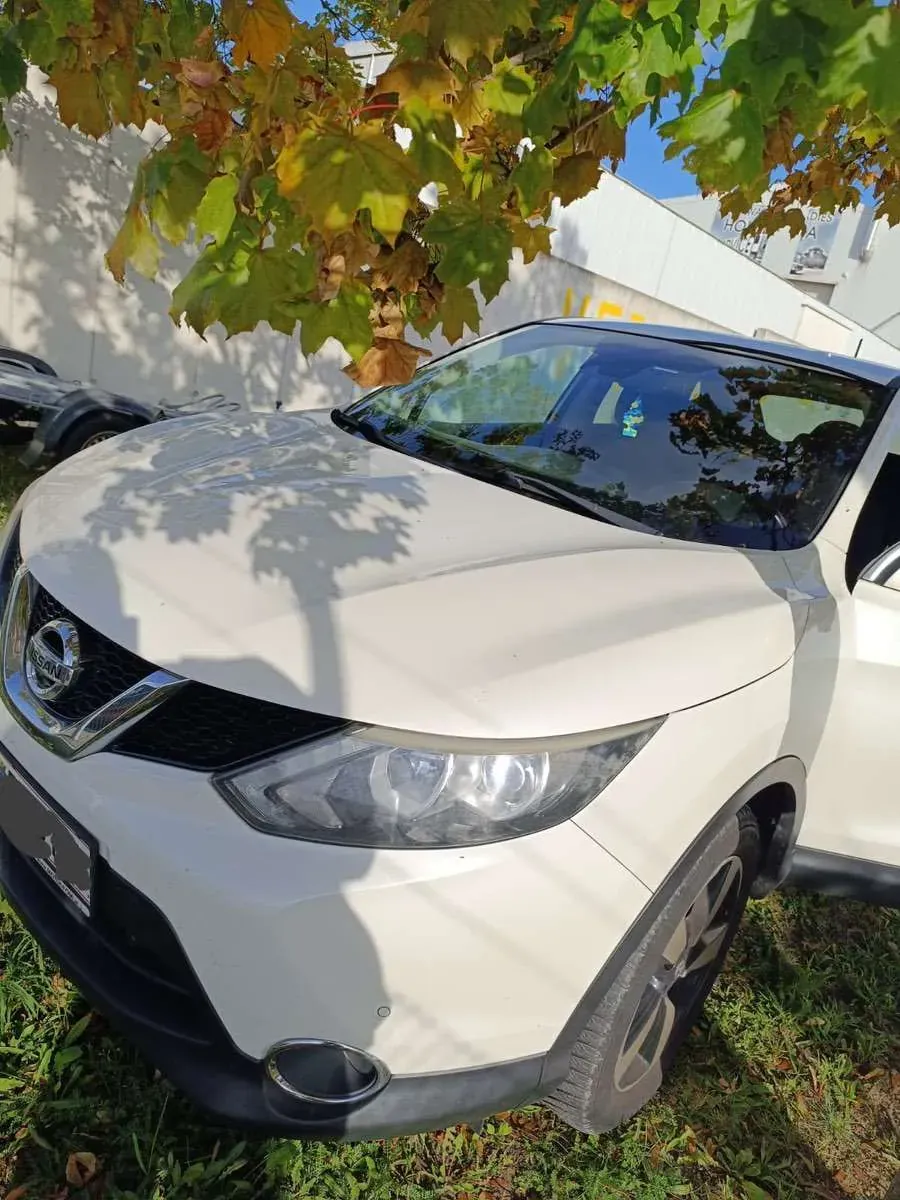 Nissan Qashqai 2015 photo 2
