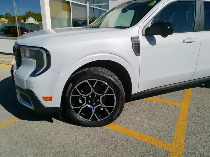 Ford Maverick 2025 photo 2