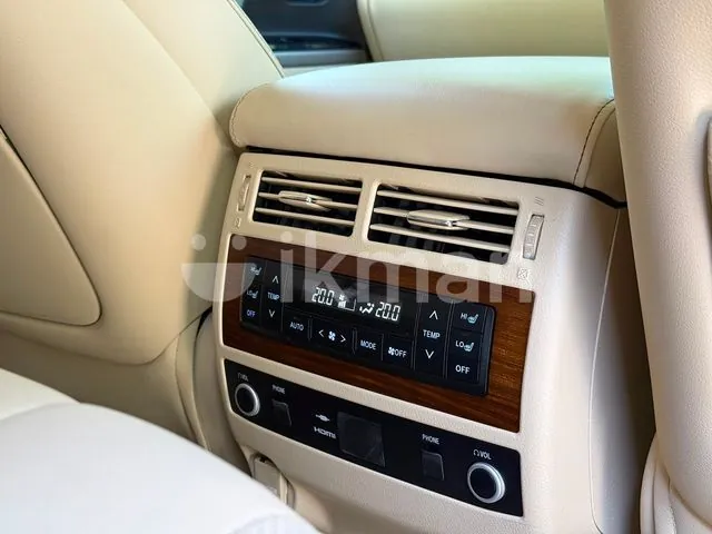 Toyota Land Cruiser Sahara 2015 photo 5