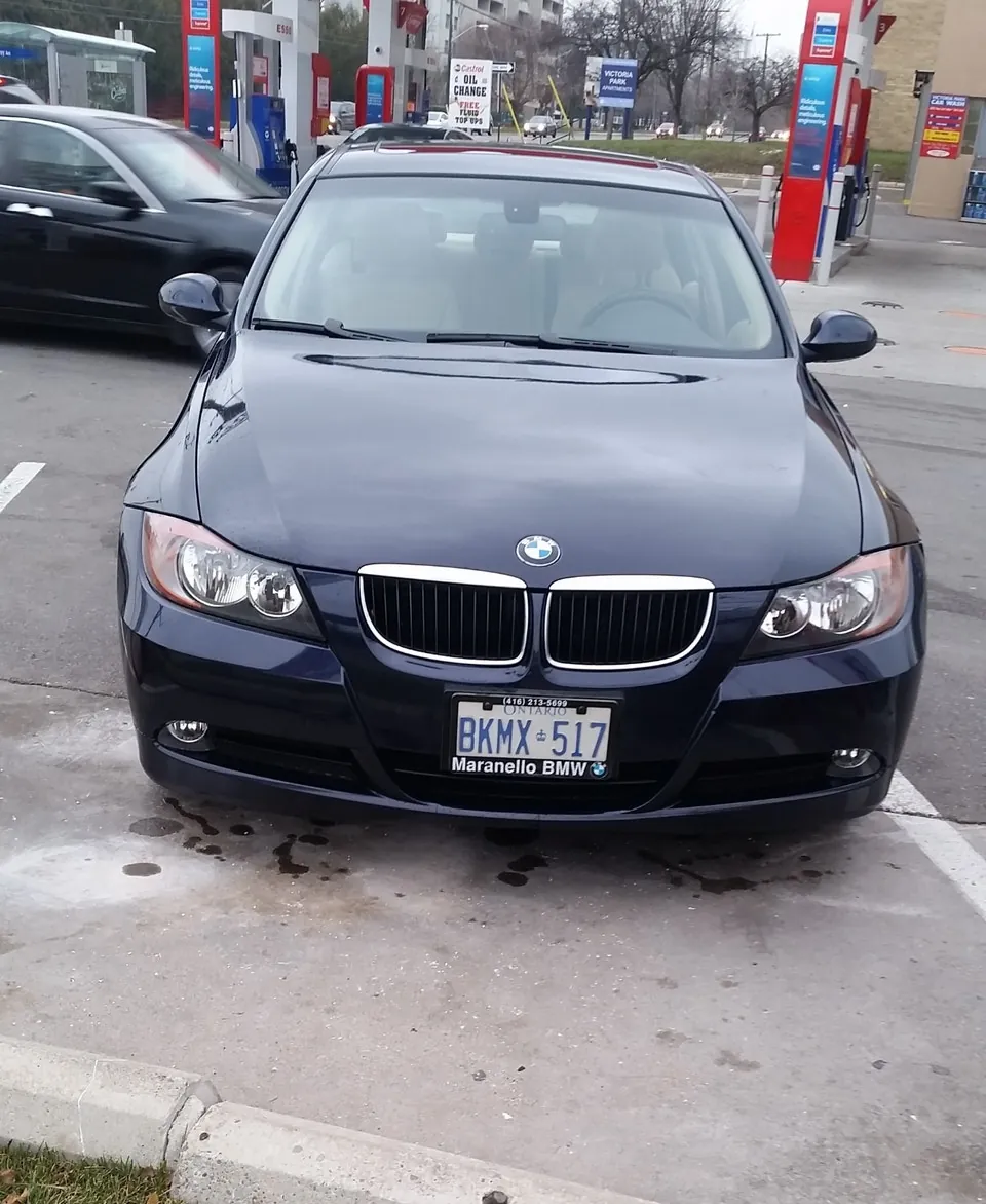 BMW 323I 2008 photo 3