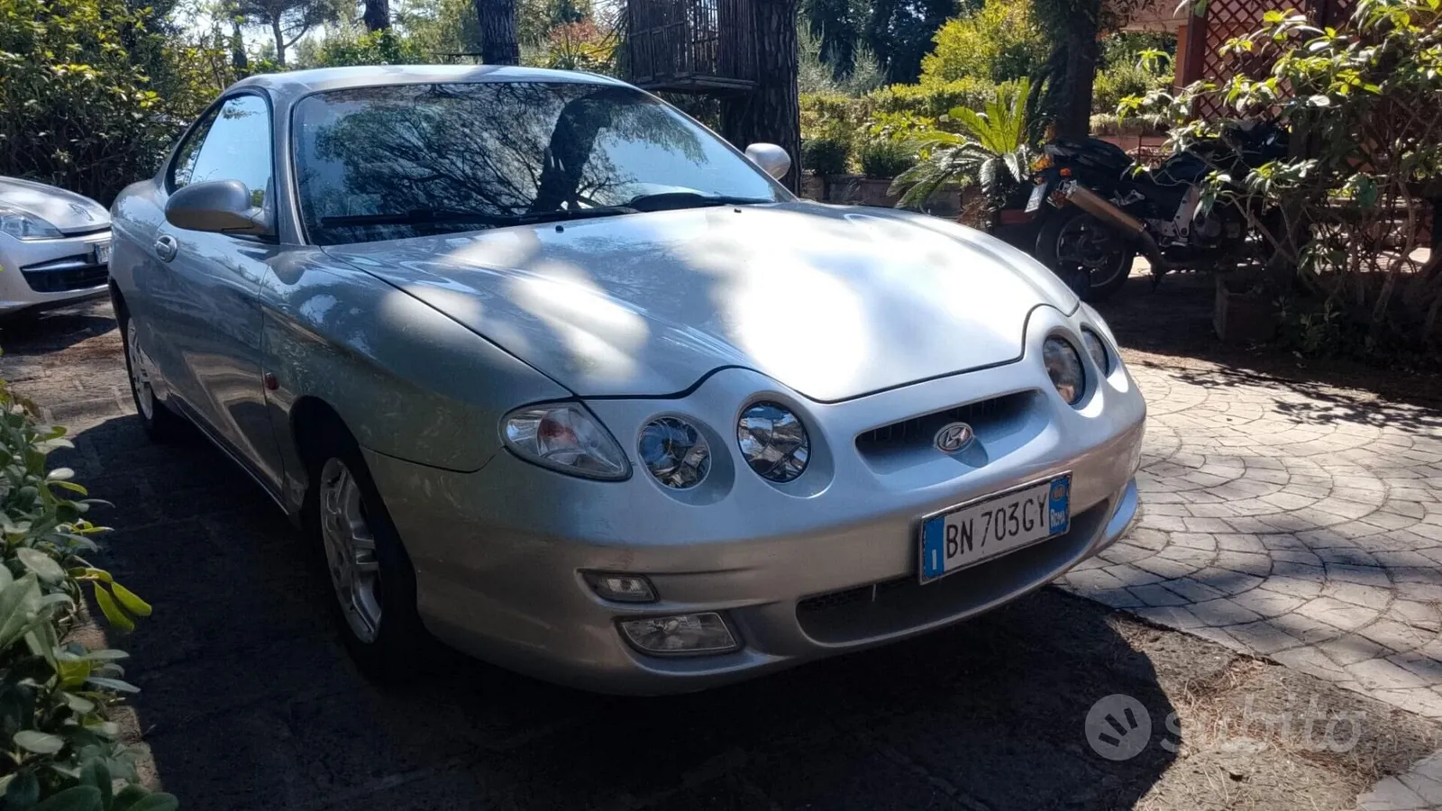 Hyundai Coupe 2000 photo 5