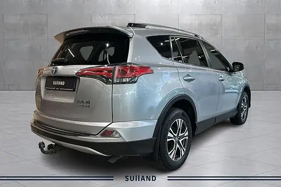 Toyota Rav4 2017 photo 5