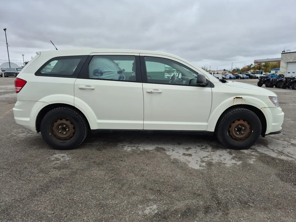 Dodge Journey 2012 photo 4