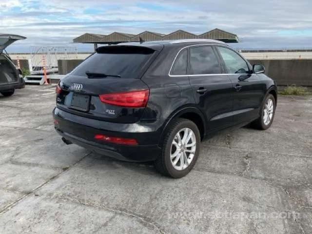 Audi Q3 2014 photo 4