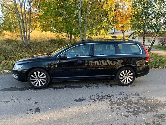 Volvo V70 2015 photo 3