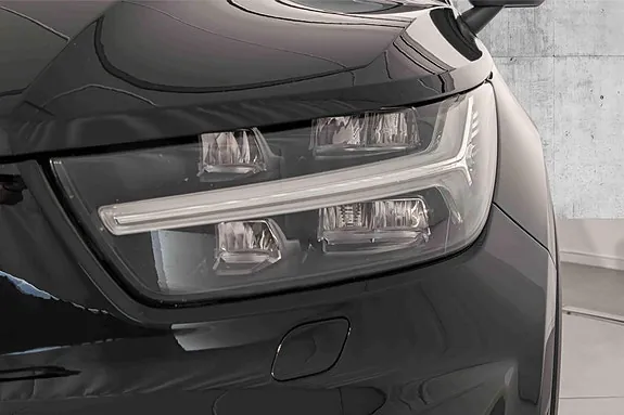 Volvo Xc40 2022 photo 3