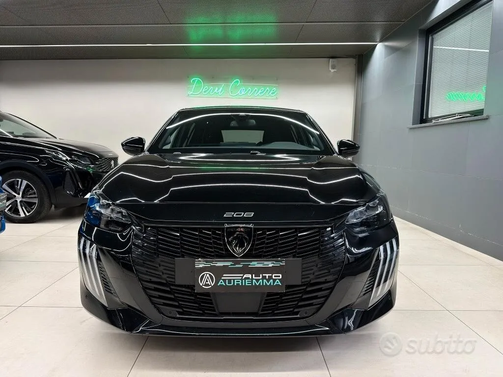 Peugeot 208 2025 photo 2