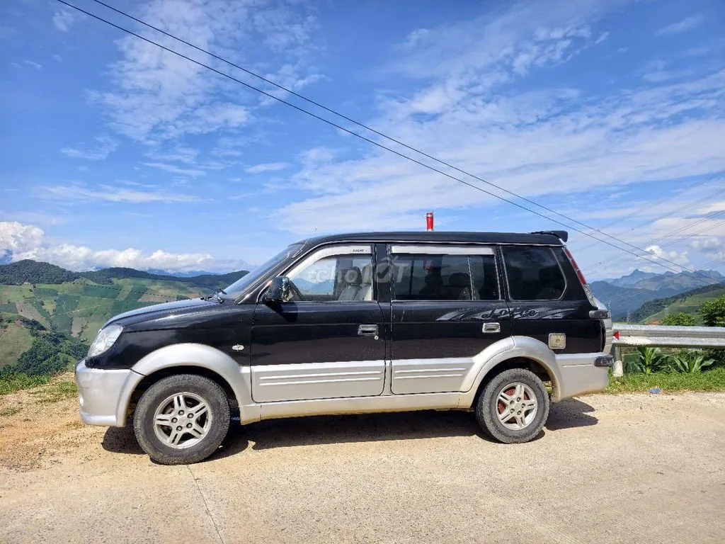 Mitsubishi Jolie