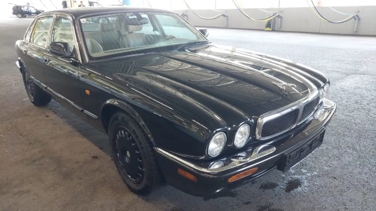 Jaguar Xj 2002 photo 3