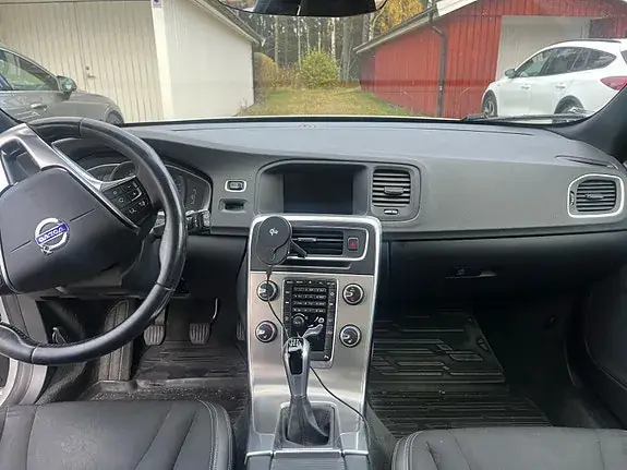 Volvo V60 2018 photo 5