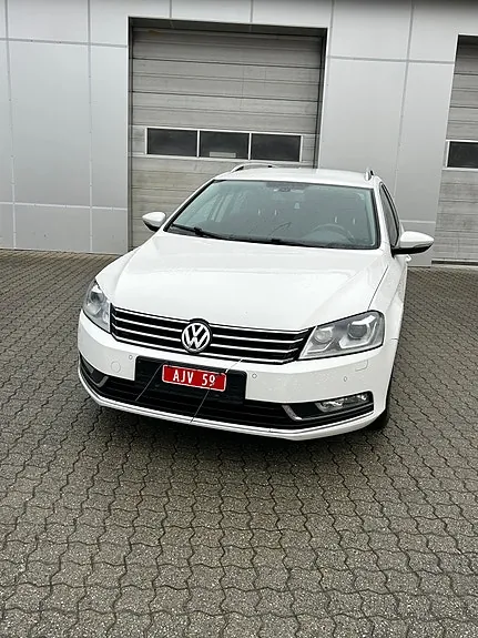 Volkswagen Passat 2015 photo 2