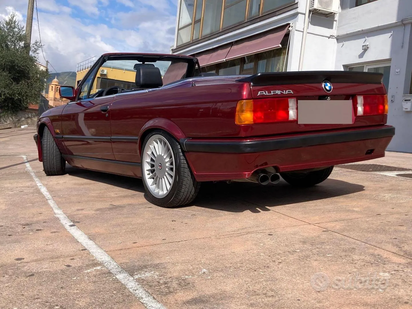 BMW E30 1990 photo 2