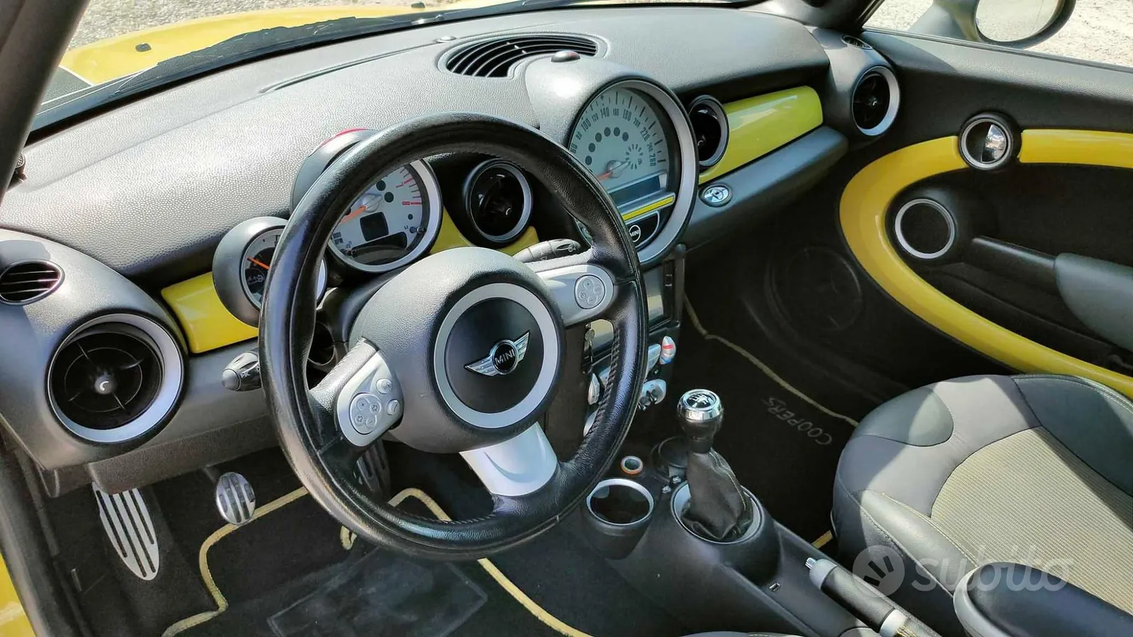 Mini Cooper S Cabrio 2009 photo 3