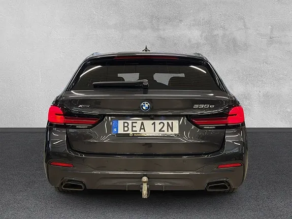 BMW 530E 2023 photo 4