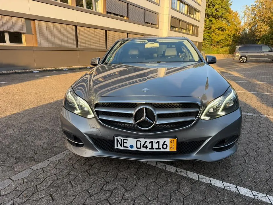 Mercedes-Benz E 300