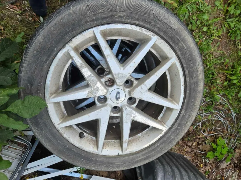Ford Fusion 2012 photo 2