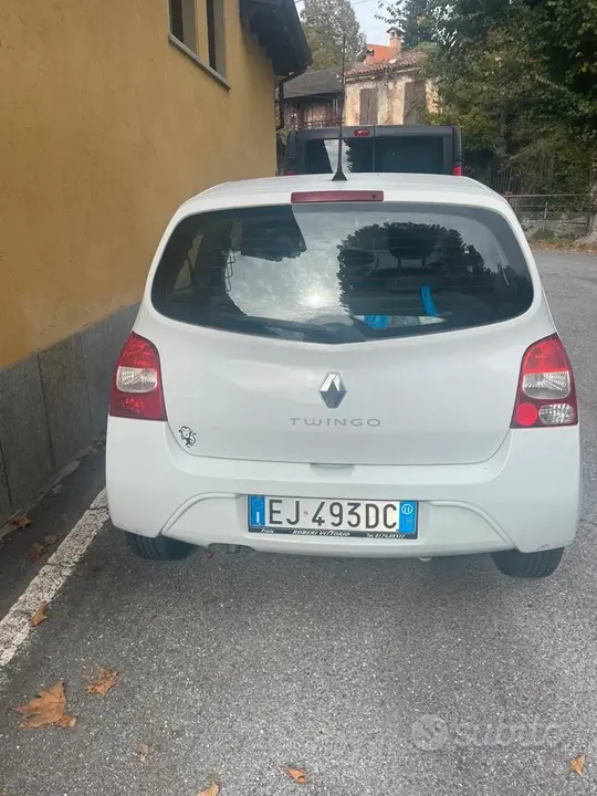 Renault Twingo 2011 photo 4
