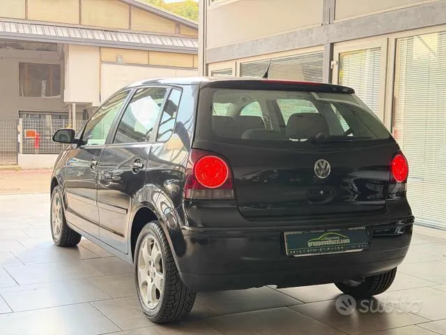 Volkswagen Polo 2005 photo 4