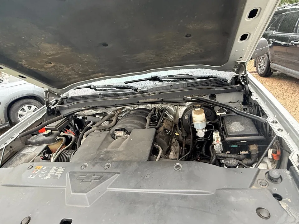 Chevrolet Silverado 1500 2015 photo 2
