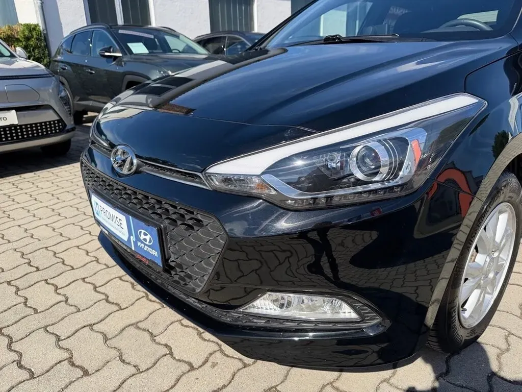 Hyundai I20 2017 photo 3