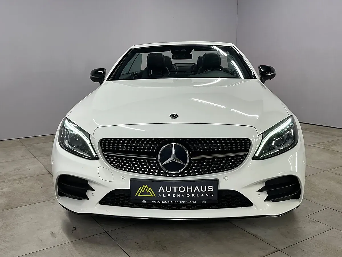 Mercedes-Benz C-Class 2019 photo 3