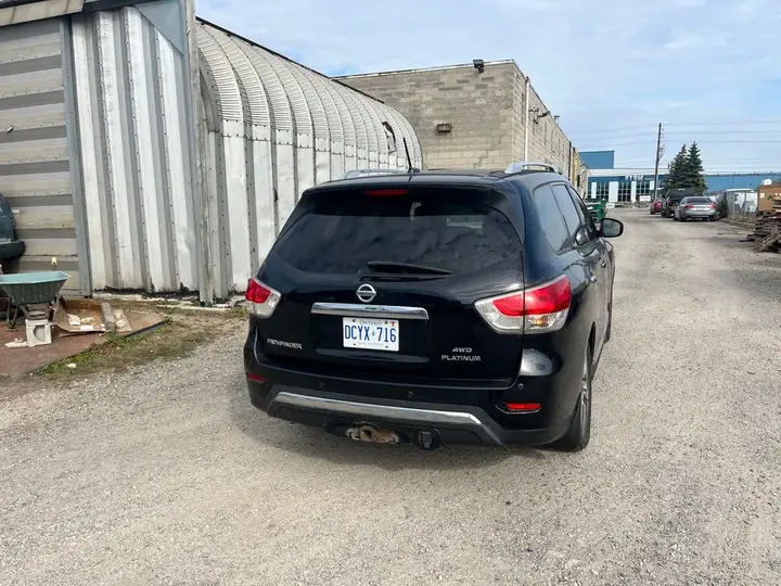 Nissan Pathfinder 2013 photo 4