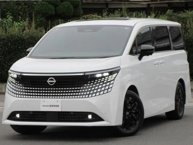 Nissan G80