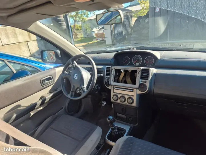 Nissan X-Trail 2005 photo 5