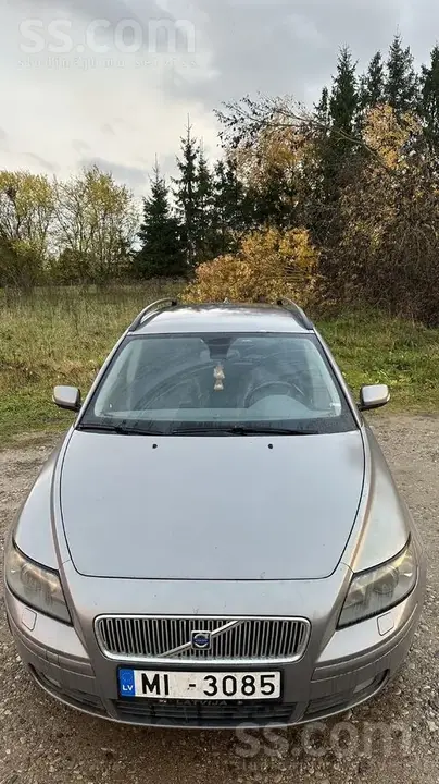 Volvo V50 2006 photo 2