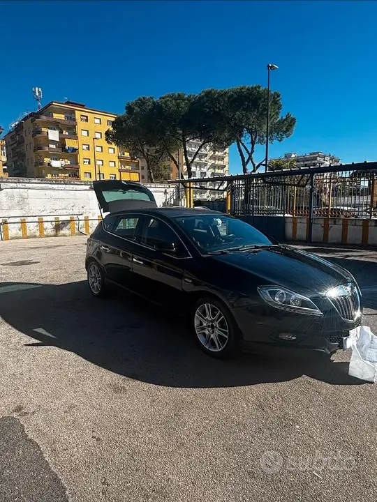 Lancia Delta 2010 photo 4
