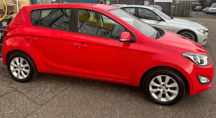 Hyundai I20 2014 photo 3