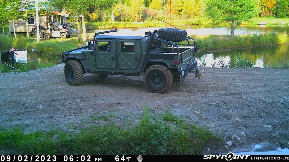 Am General Humvee M1151 2001 photo 2