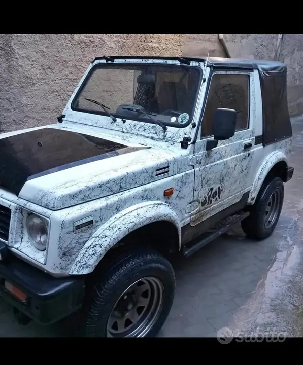 Suzuki Samurai